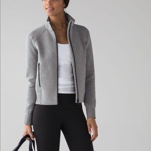 LULULEMON Grey jacket